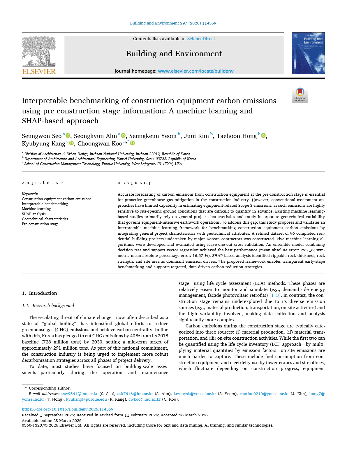 Interpretable benchmarking of construction equipment carbon emissions using pre-construction stage information: A machine learning and SHAP-based approach