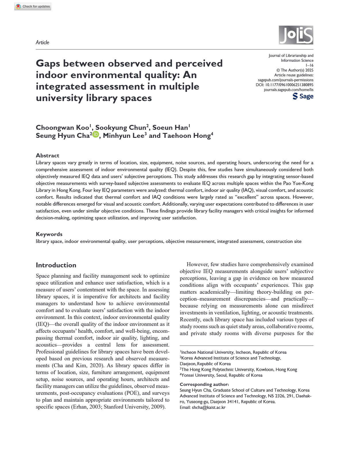 Gaps between observed and perceived indoor environmental quality: An integrated assessment in multiple university library spaces