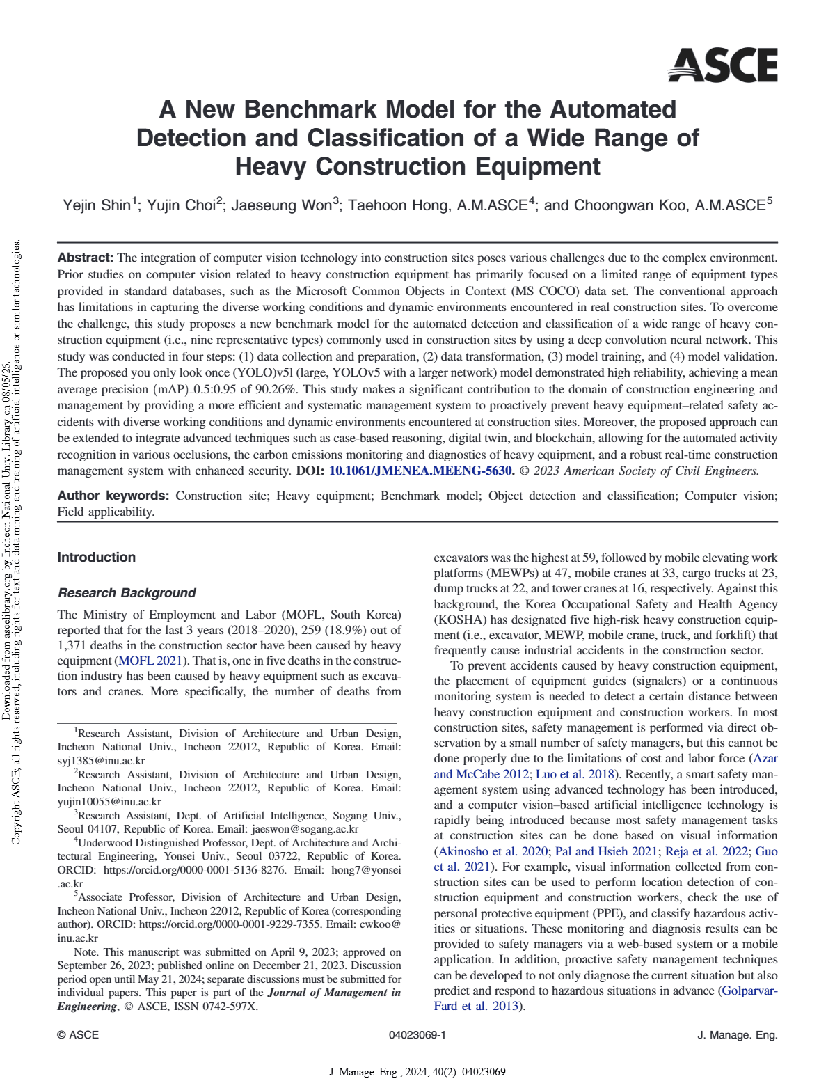 A new benchmark model for the automated detection and classification of a wide range of heavy construction equipment